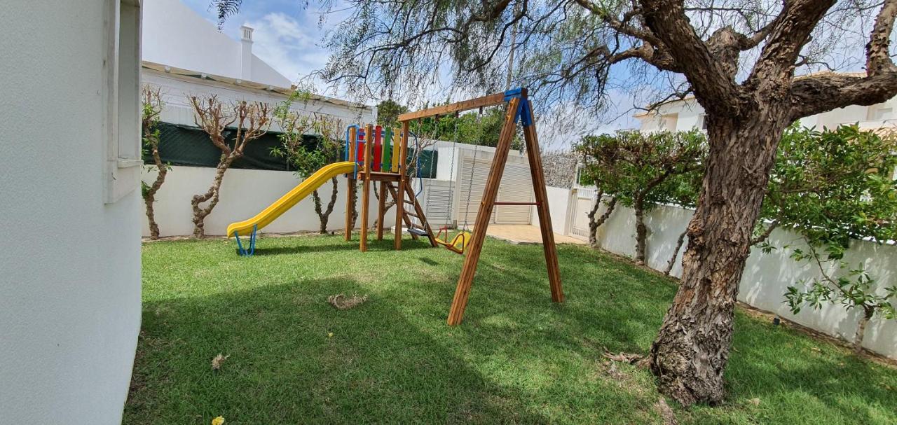 Sunset Villa by Laranjal Rentals Olhos de Agua  Bagian luar foto