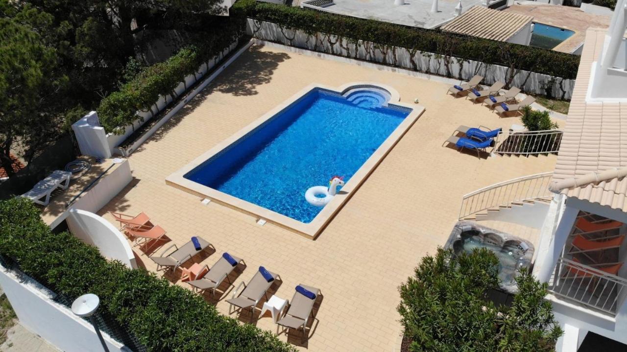 Sunset Villa by Laranjal Rentals Olhos de Agua  Bagian luar foto